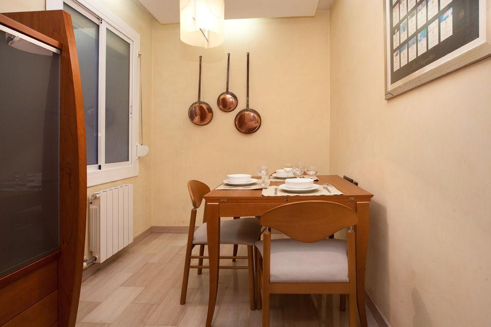 Flateli Lepanto Apartment Barcelona Luaran gambar